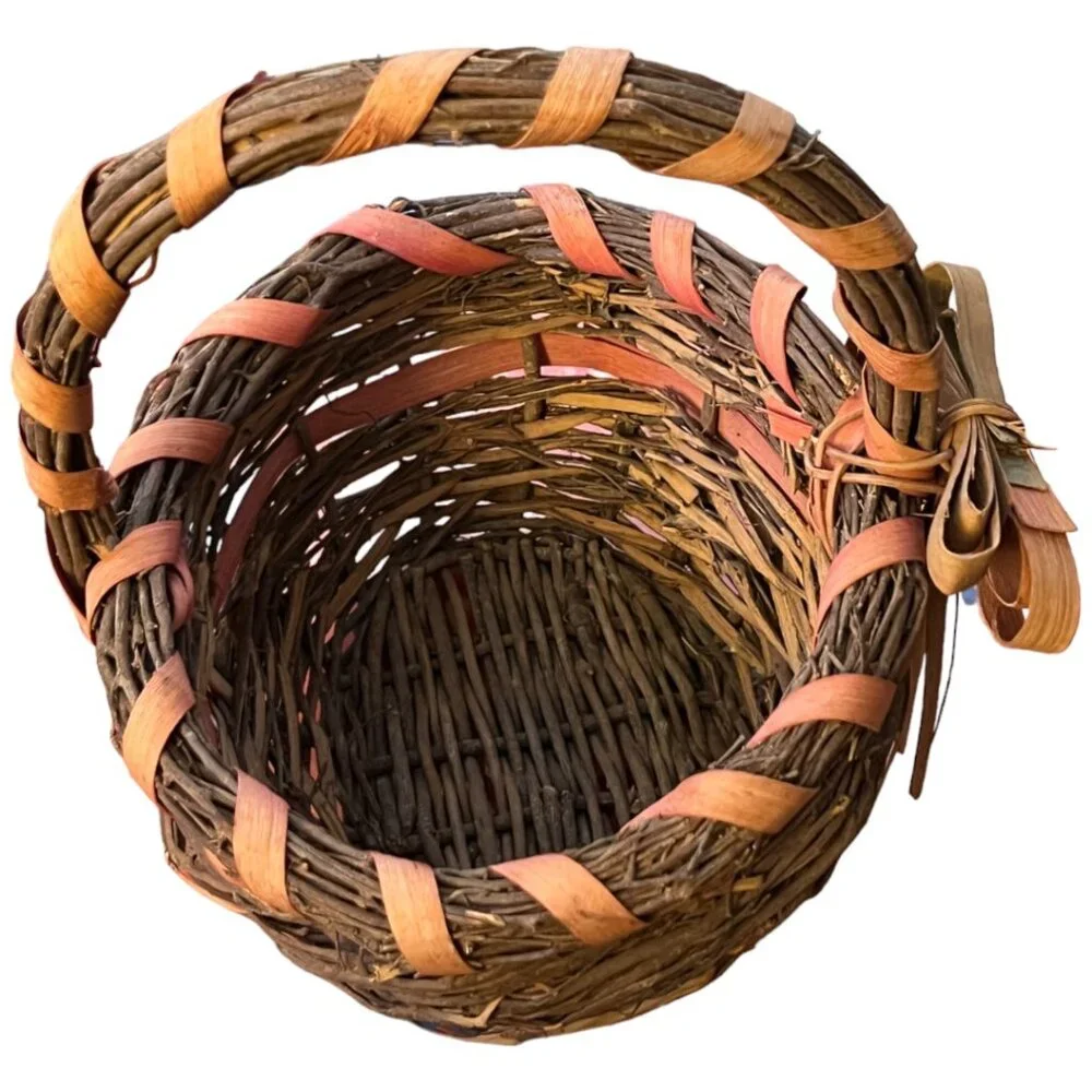 Vtg Shabby Chic Rustic Brown Oval Basket Sticks Twigs Fiber Bow & 